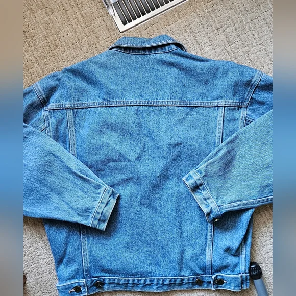 Vintage Jean Jacket - Picture 9 of 9